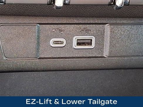 Used 2023 GMC Canyon Elevation w/ Convenience Package AWD/4WD image 19