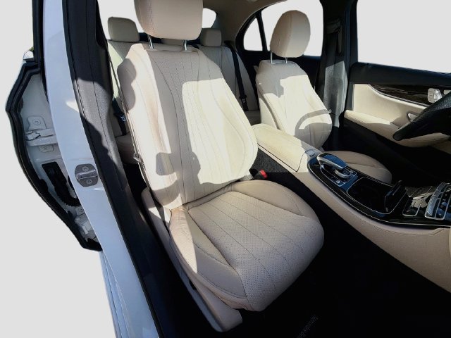 Used 2017 Mercedes-Benz E 300 image 14