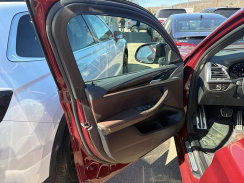 Used 2023 BMW X4 M40i AWD/4WD image 16