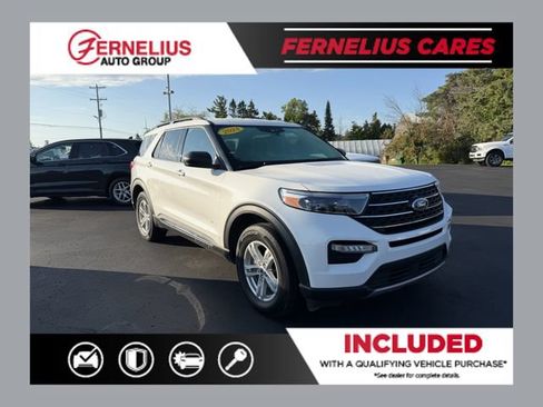 Certified 2024 Ford Explorer XLT w/ Equipment Group 202A AWD/4WD image 1