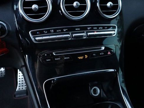 Used 2018 Mercedes-Benz GLC 43 AMG 4MATIC Coupe image 38