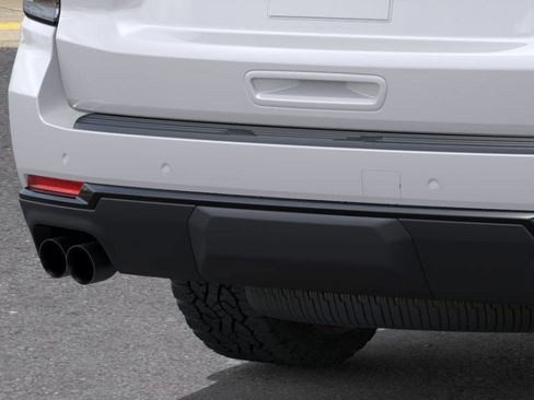 New 2025 Chevrolet Suburban Z71 w/ Z71 Off-Road Package image 15