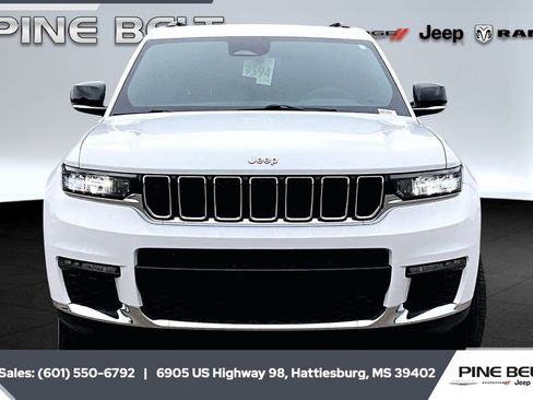 Used 2024 Jeep Grand Cherokee L Limited image 3