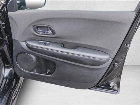 Used 2022 Honda HR-V Sport image 29