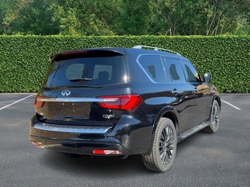 Used 2023 INFINITI QX80 Sensory w/ All-Season Package image 3