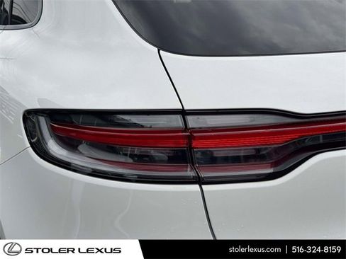 Used 2023 Porsche Macan S image 11