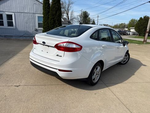 Used 2019 Ford Fiesta SE image 6