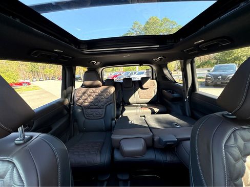 New 2026 Nissan Armada Platinum image 36