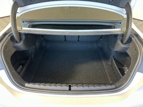 Used 2023 BMW 430i Coupe w/ Premium Package image 30