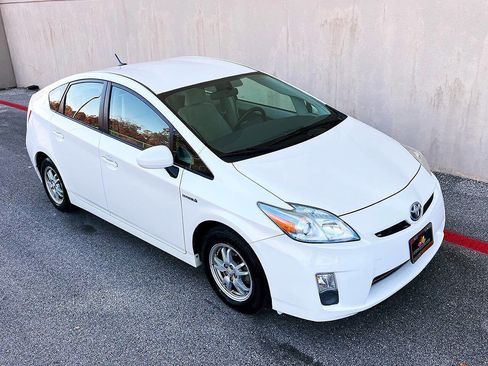 Used 2010 Toyota Prius Five image 5
