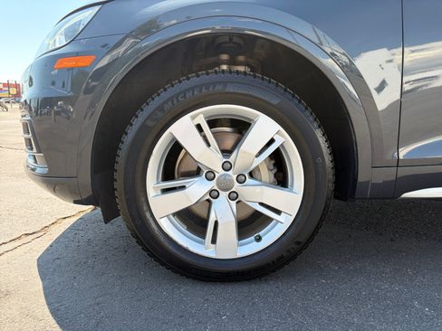 Used 2018 Audi Q5 2.0T Premium Plus w/ Premium Plus Package AWD/4WD image 26