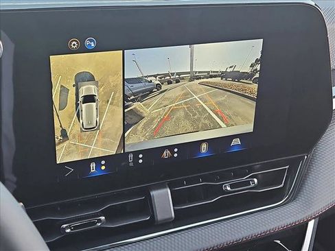 New 2026 Chevrolet Equinox RS w/ Convenience Package III FWD image 13