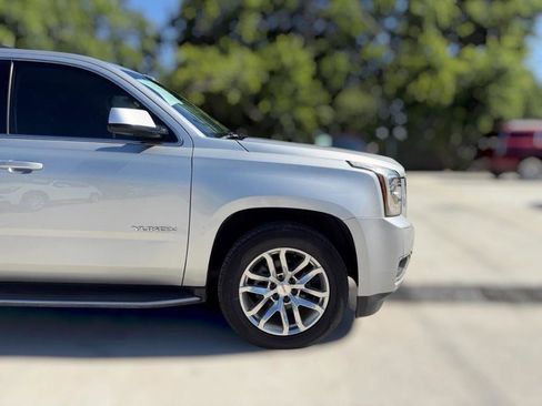 Used 2017 GMC Yukon SLT RWD image 7