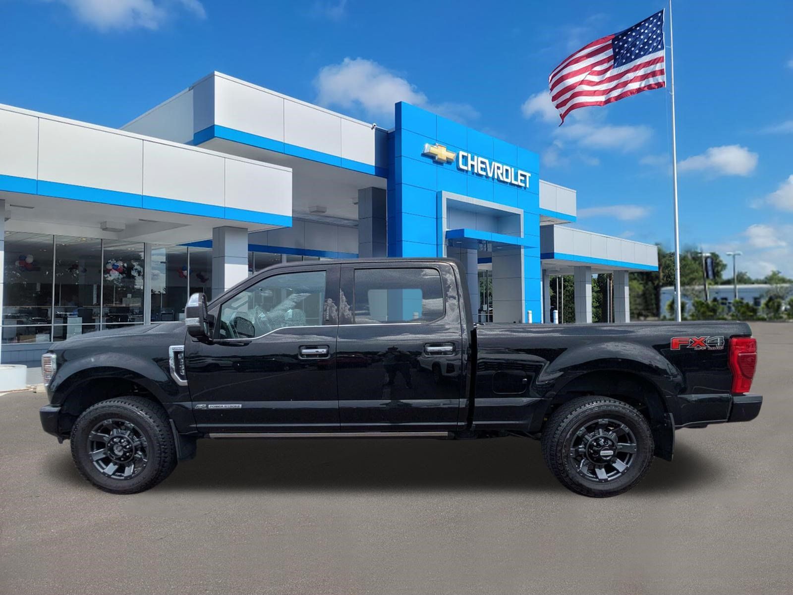 Used 2021 Ford F350 Platinum AWD/4WD image 6