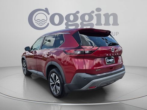 Used 2021 Nissan Rogue SV w/ Premium Package AWD/4WD image 4