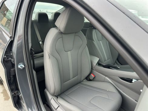New 2026 Hyundai Elantra SE FWD image 26