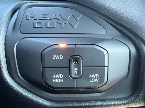 Used 2026 RAM 2500 Big Horn AWD/4WD image 21