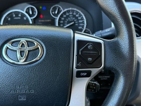 Used 2017 Toyota Tundra SR5 RWD image 28