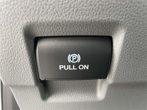 Used 2023 Ford F250 XLT image 19