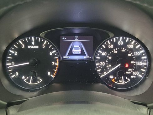Used 2017 Nissan Altima 2.5 SR w/ Interior Lighting Package FWD image 23