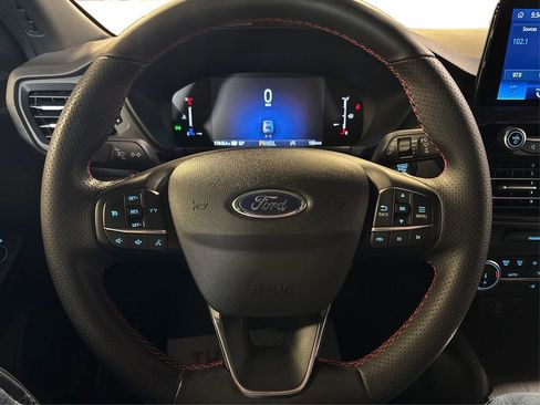 Certified 2025 Ford Escape ST-Line image 27