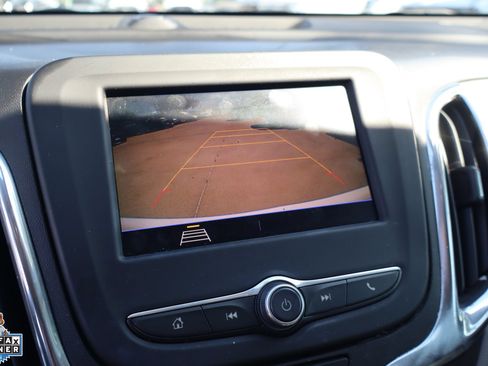 Used 2020 Chevrolet Equinox LT FWD image 22