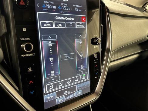 Used 2024 Subaru Crosstrek 2.0i Premium image 18