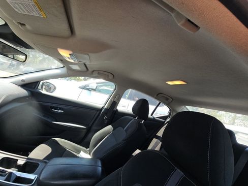 Used 2022 Nissan Sentra SV FWD image 15