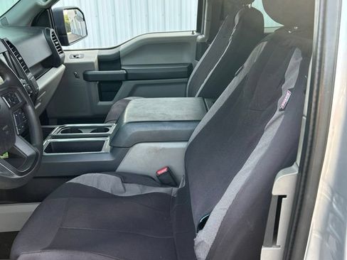 Used 2017 Ford F150 XL w/ Equipment Group 101A Mid AWD/4WD image 13