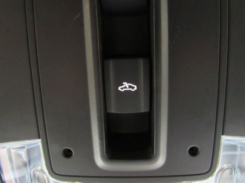 Used 2022 Audi Q3 2.0T Premium Plus w/ Premium Plus Package image 55