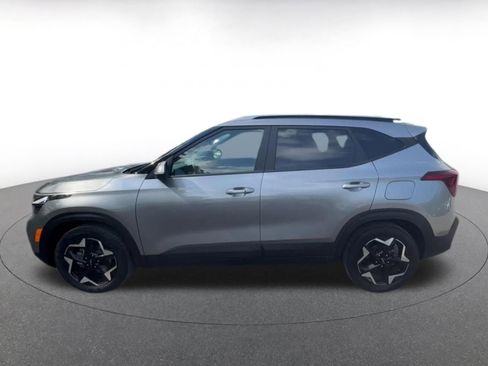 Used 2025 Kia Seltos S FWD image 9