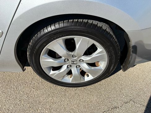 Used 2010 Honda Accord EX image 8