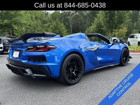 Used 2024 Chevrolet Corvette Z06 w/ Z07 Performance Package RWD image 5