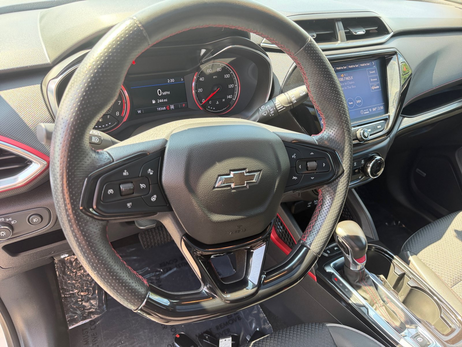 Used 2023 Chevrolet TrailBlazer RS w/ Sun and Liftgate Package AWD/4WD image 16