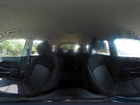 Used 2025 Kia Soul LX w/ LX Technology Package FWD image 42