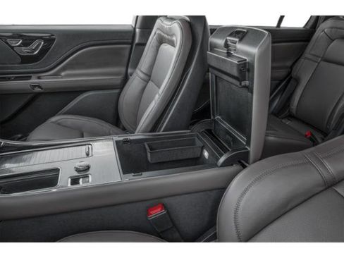 New 2025 Lincoln Aviator Reserve w/ Illumination Package image 34