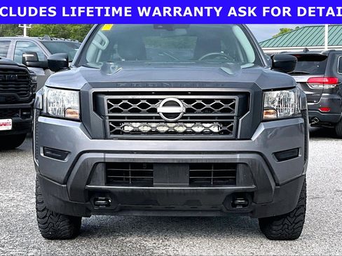 Used 2022 Nissan Frontier S AWD/4WD image 2