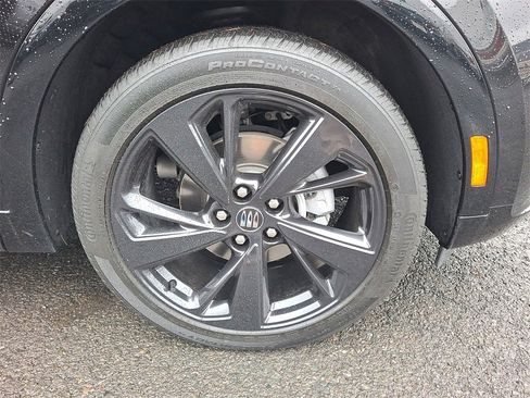 Certified 2025 Buick Envision Sport Touring image 8