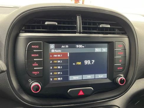 Used 2020 Kia Soul S image 32