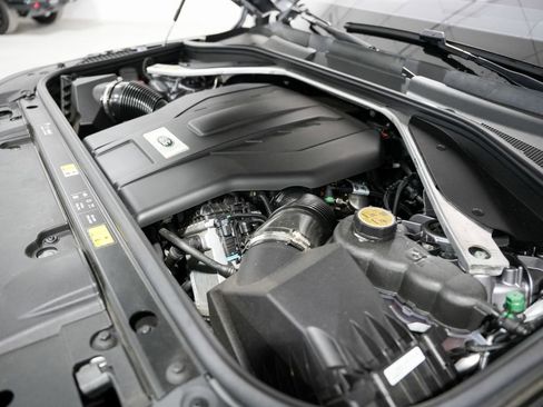 Used 2023 Land Rover Range Rover SE image 45