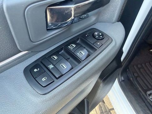 Used 2019 RAM 1500 Classic Warlock AWD/4WD image 15