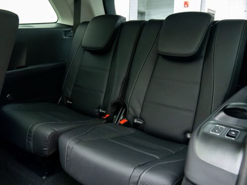 New 2026 Mercedes-Benz GLS 450 4MATIC image 23