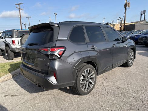 Certified 2025 Subaru Forester Touring AWD/4WD image 3