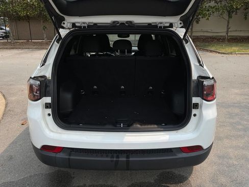 Used 2023 Jeep Compass Sport AWD/4WD image 7