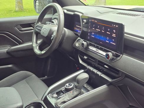 Used 2023 Chevrolet Colorado Trail Boss w/ Advanced Trailering Package AWD/4WD image 18