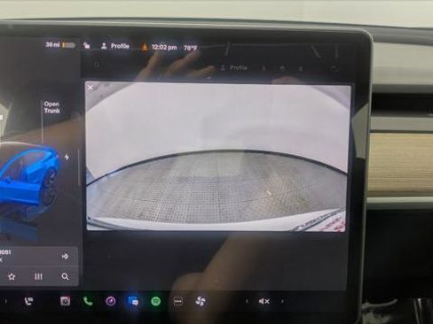 Used 2023 Tesla Model 3 Standard Range image 30