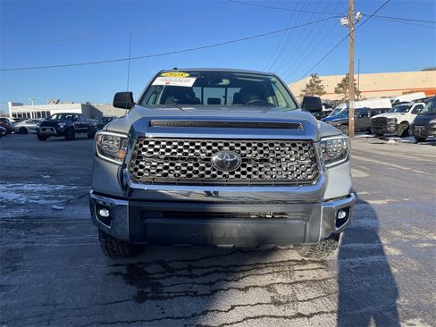 Used 2018 Toyota Tundra SR5 image 5