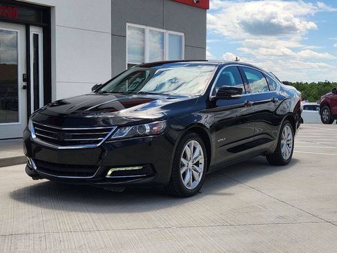 Used 2019 Chevrolet Impala LT FWD image 23
