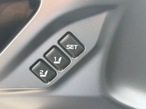 Used 2021 Subaru Outback Limited AWD/4WD image 52