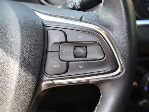 Used 2020 Buick Encore GX Select w/ Sport Touring Package FWD image 12